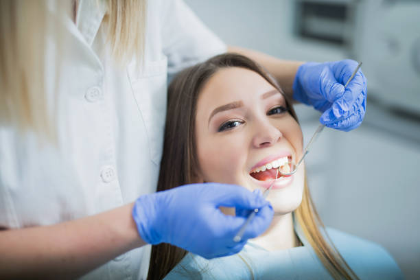 Best Root Canal Treatment  in Lindenhurst, IL
